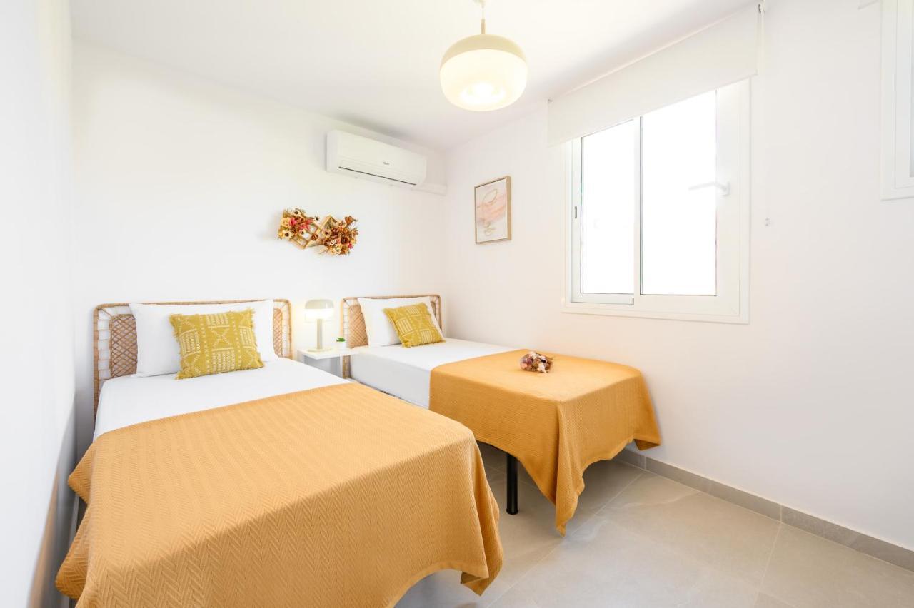 2 Bedroom, New, 1 Min To The Beach, City Center- Picasso By 10Tosea Fuengirola Luaran gambar